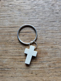 Sleutelhanger met wit kruisje