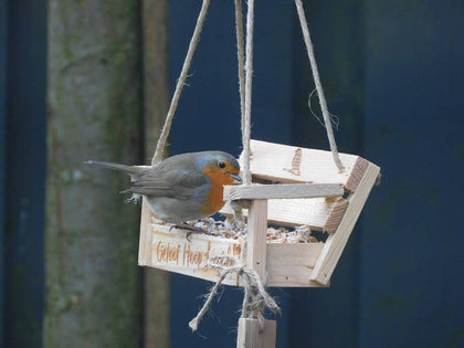Vogel voederbankje 'Geloof, Hoop & Liefde'